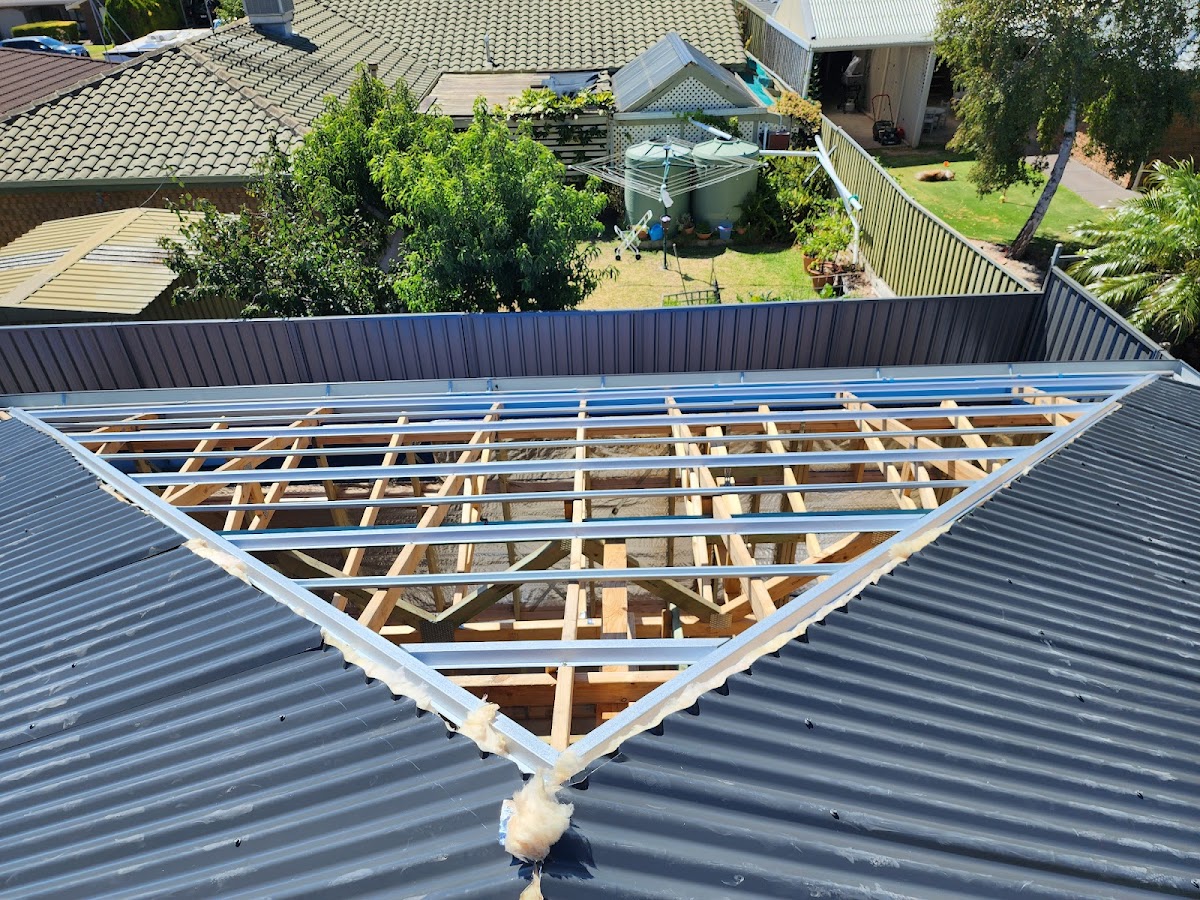 ABLE ROOFING SPECIALIST : ALL IRON ROOFING & GUTTERS