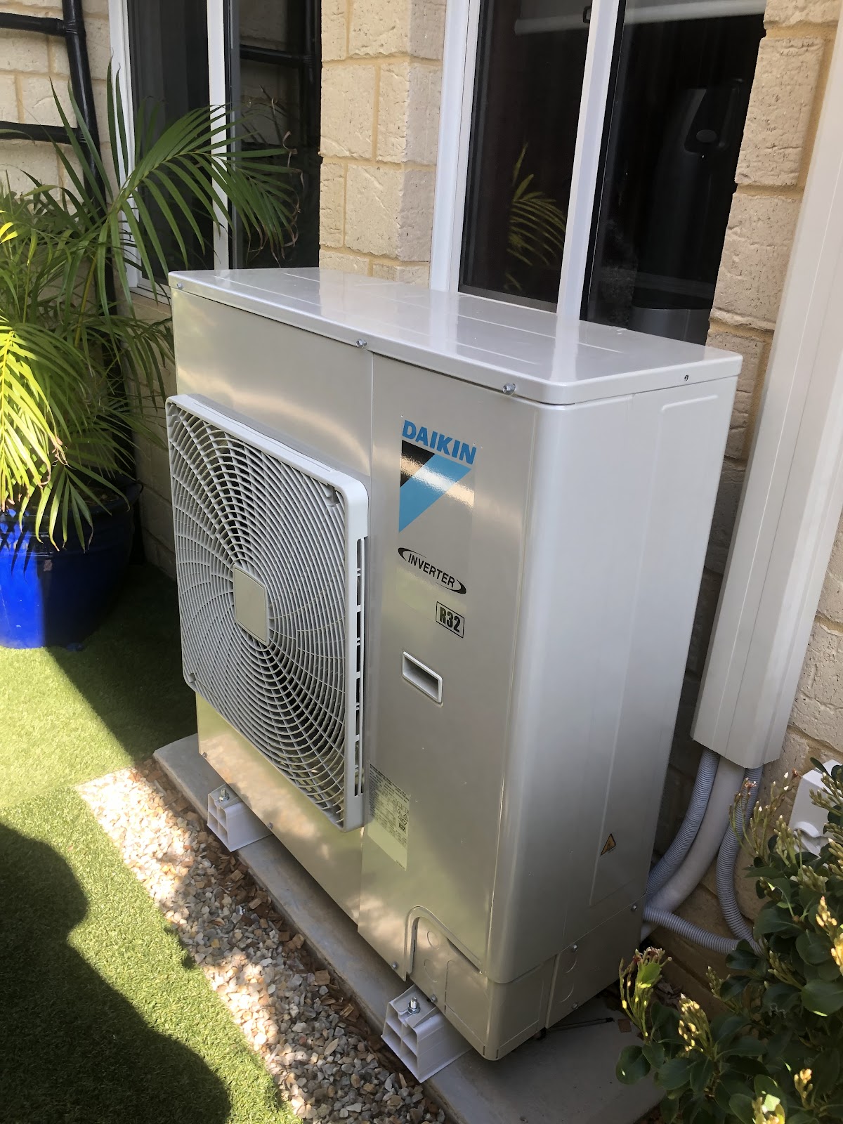 AC INDUSTRIES Air Conditioning Services