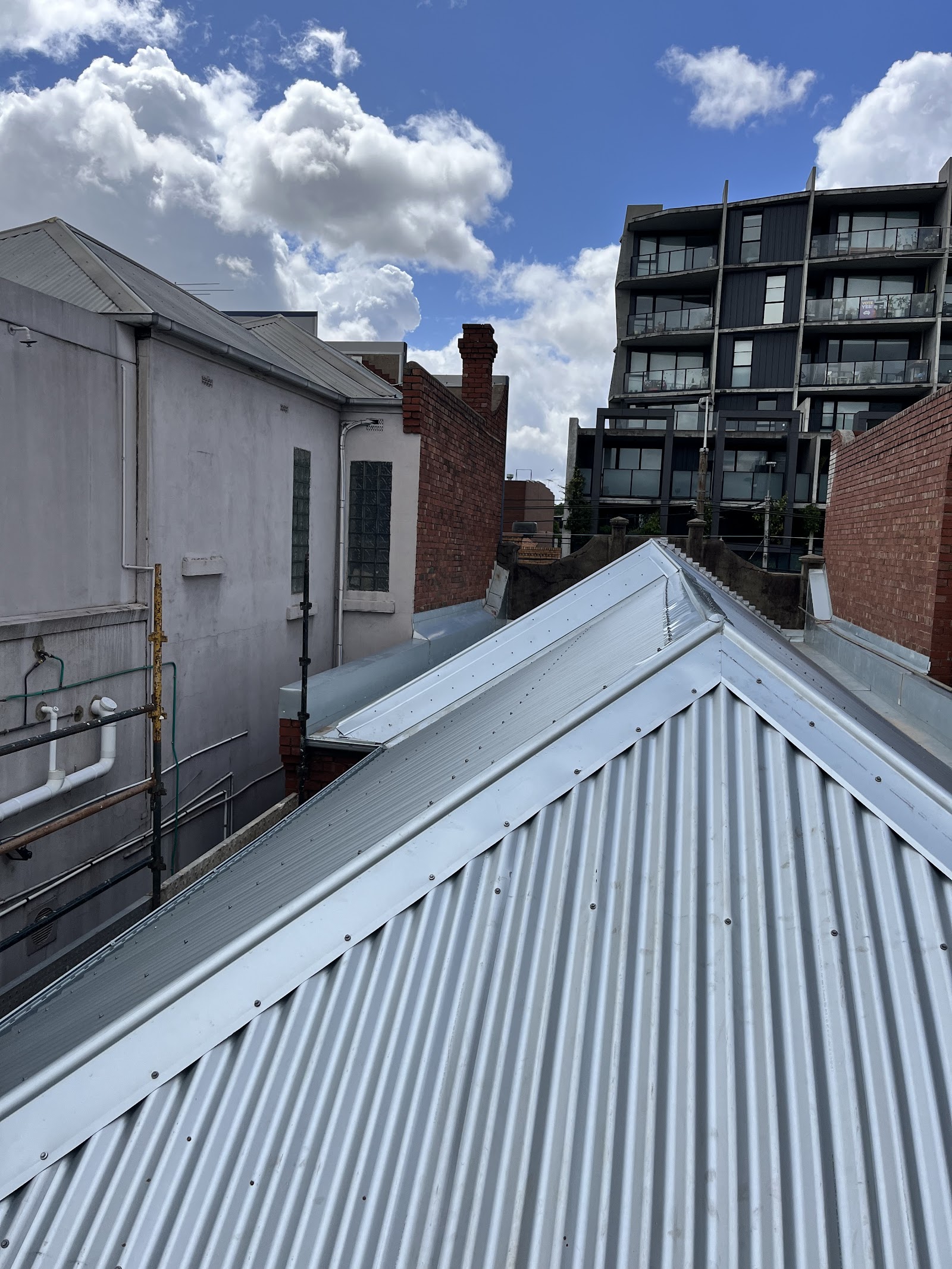 Acrobat Roofing
