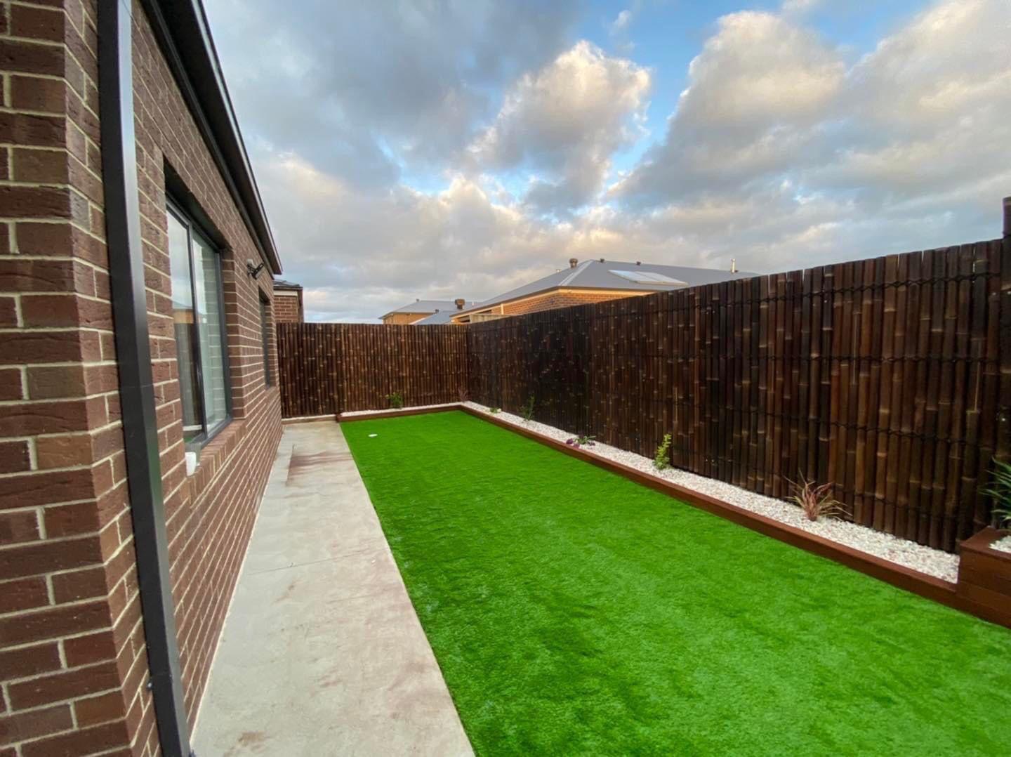 Auzzie Turf - Clyde North, Artificial Grass Supplier in Melbourne