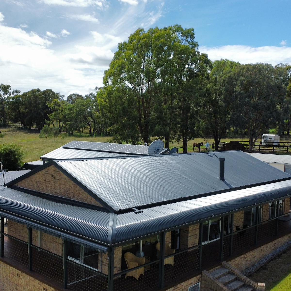 Central west roof painting