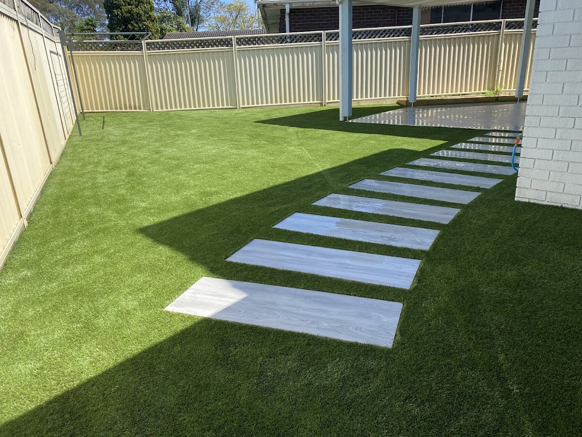Complete Synthetic Grass