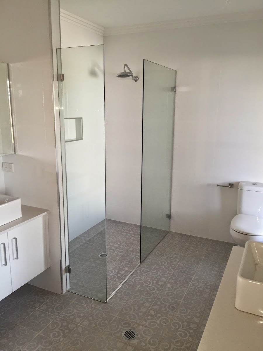 CUSTOM BUILT WARDROBES