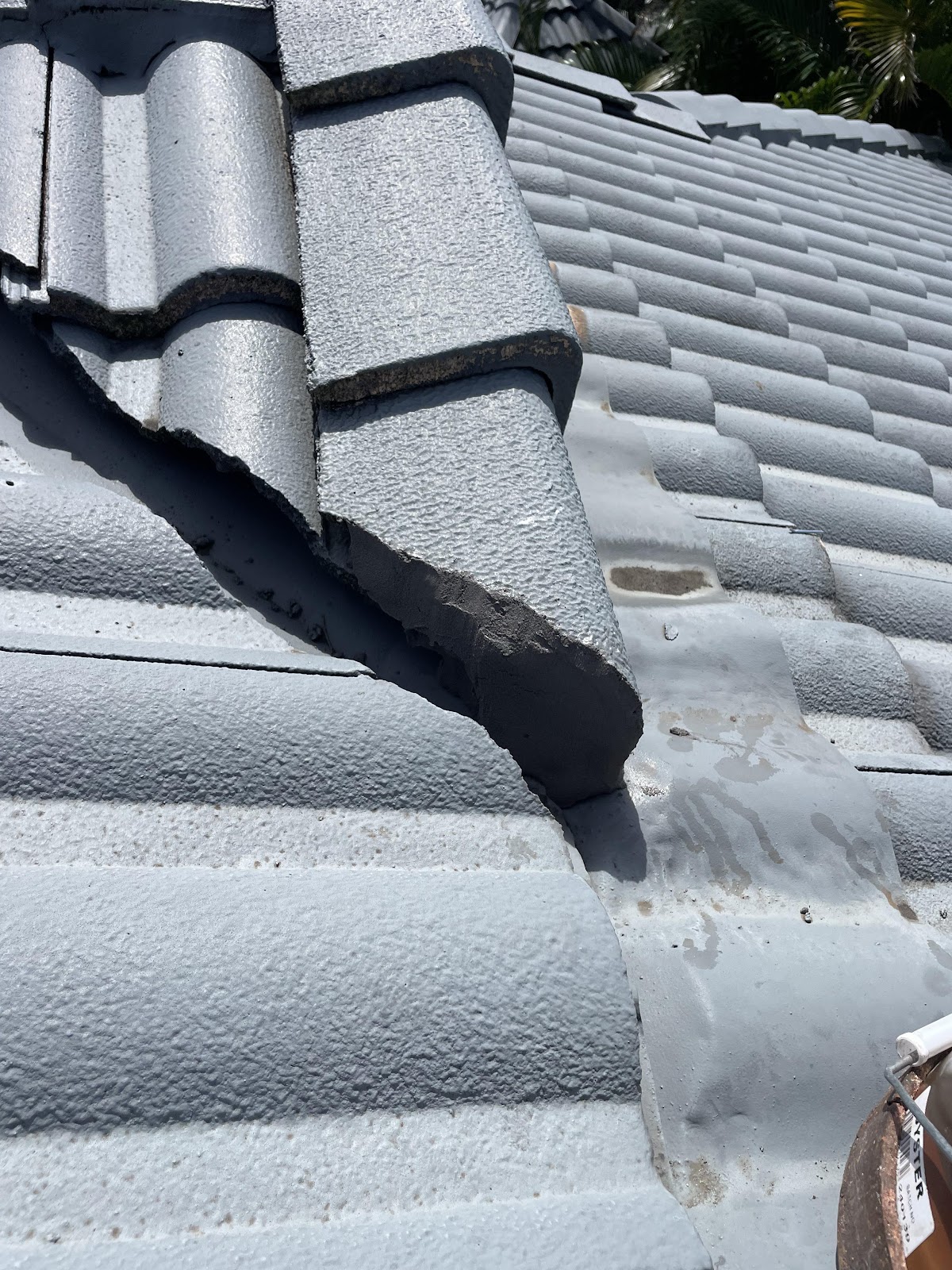 D & L Roofing