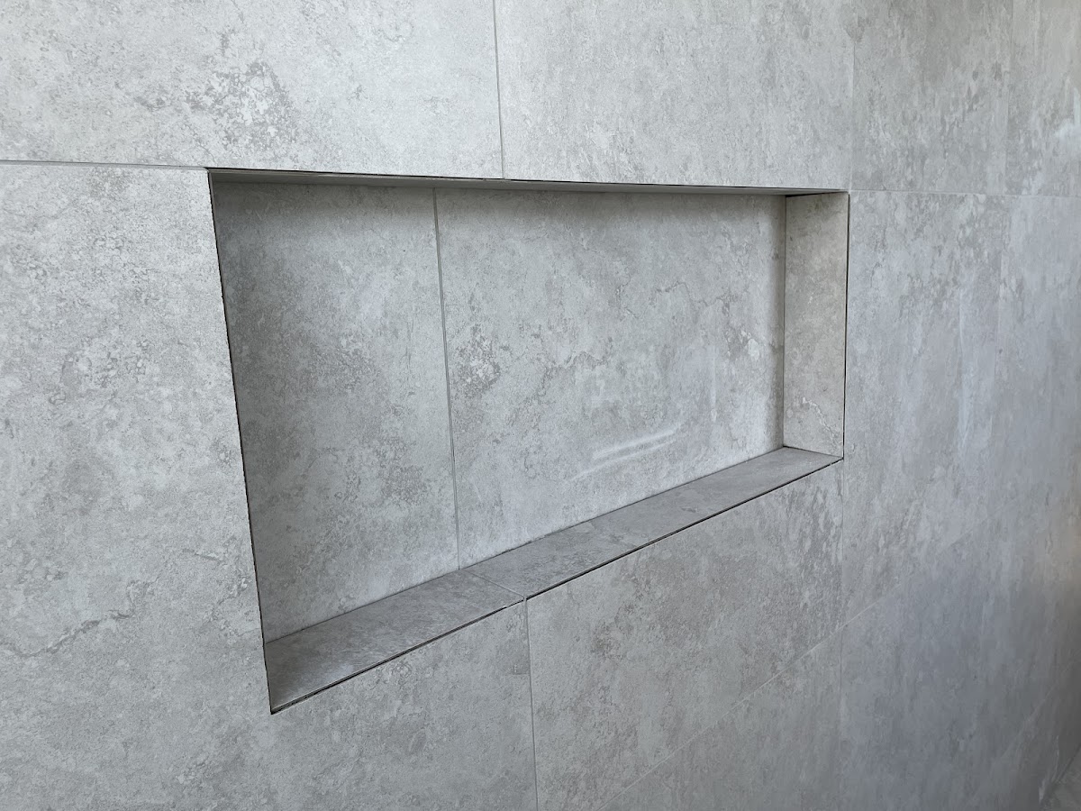 EM tiling & stone works