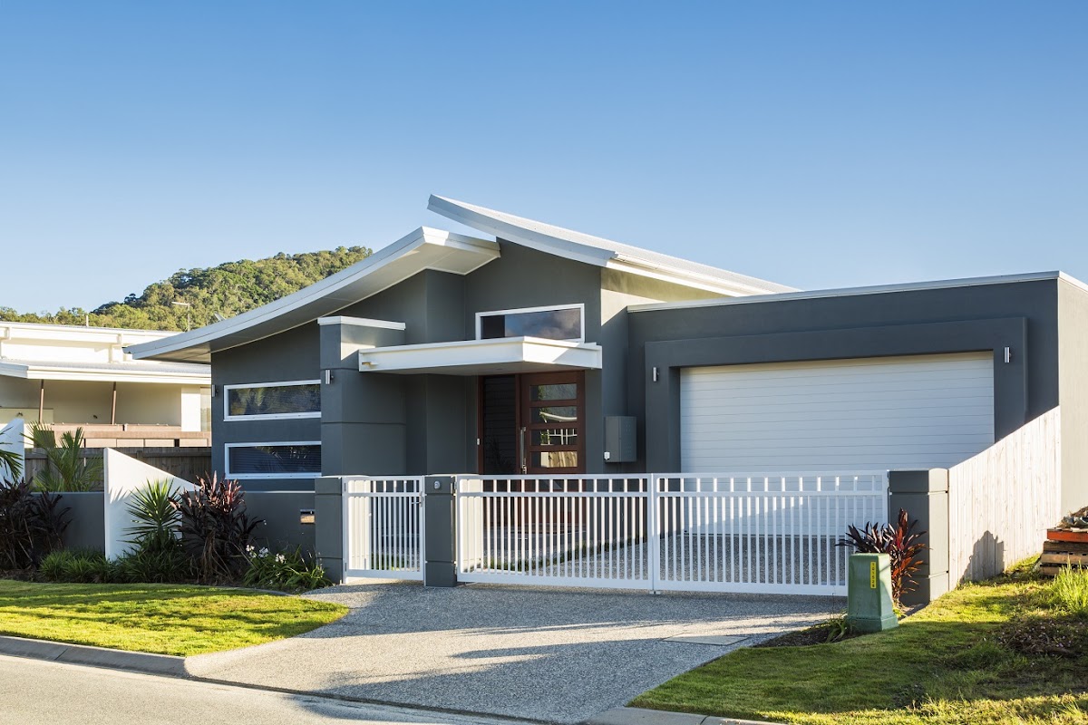 FNQ Roofing Solutions