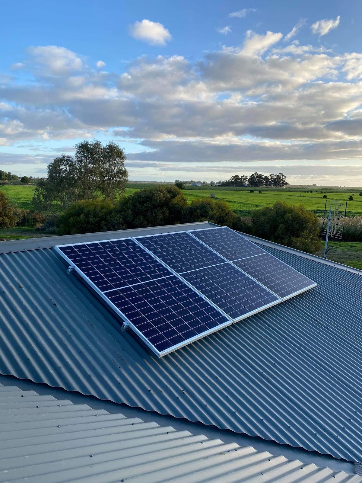 Heart And Solar Electrical