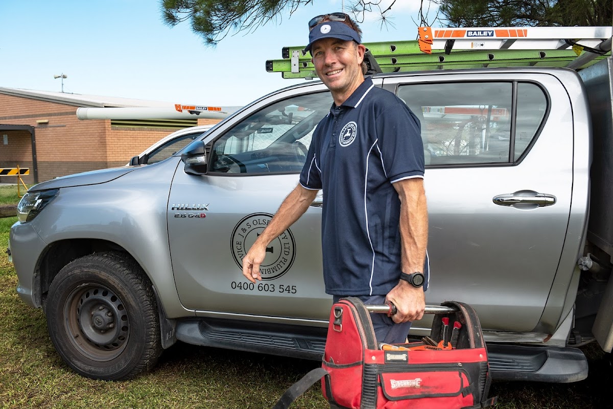 J & S Olsen Plumbing Services