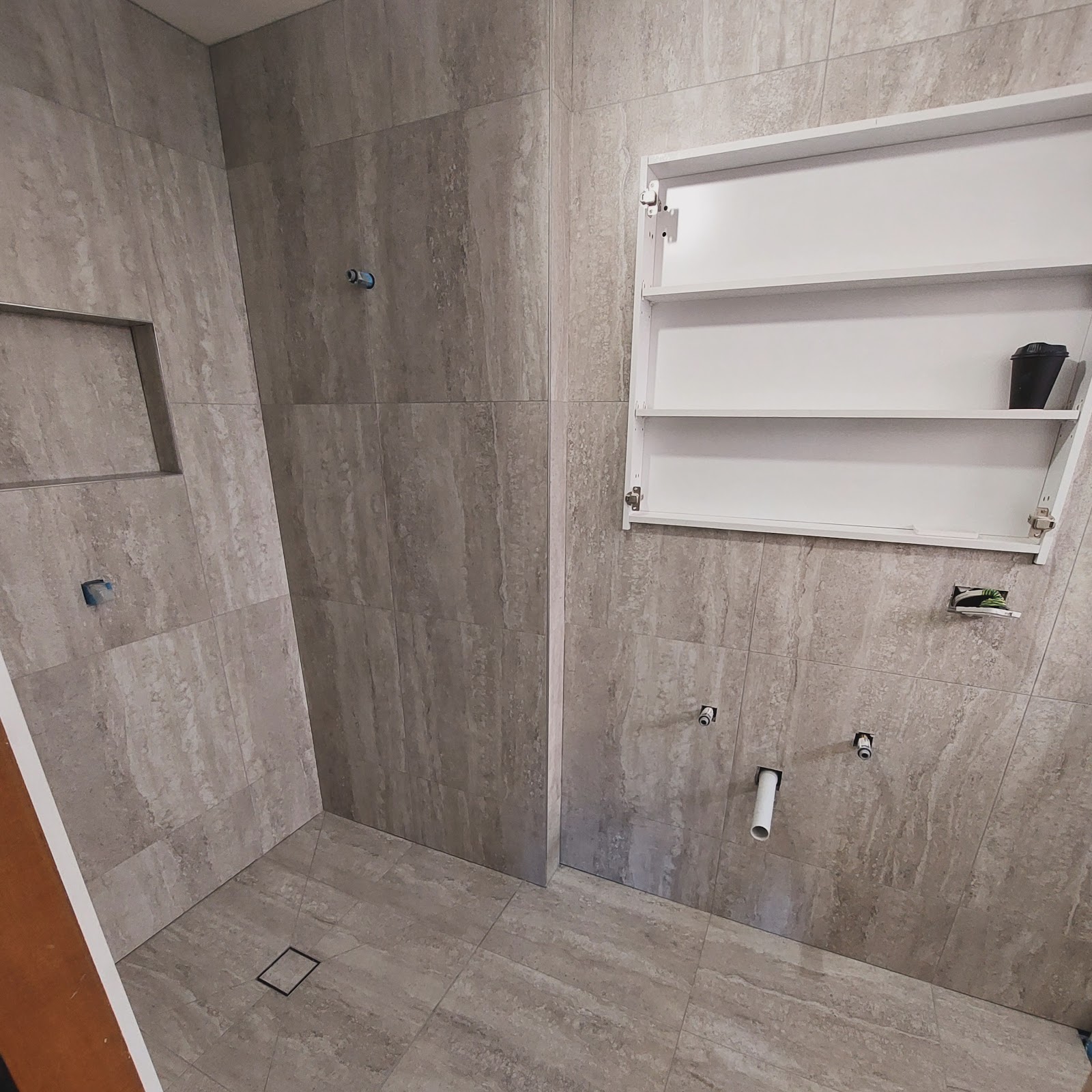 J TILE SOLUTIONS