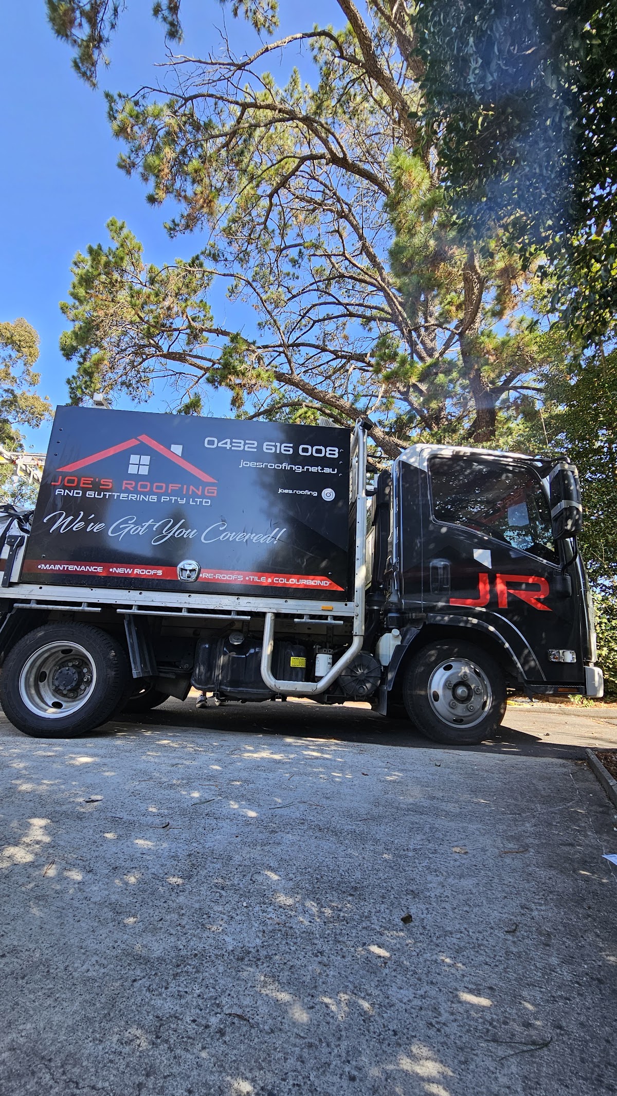Joe's Roofing