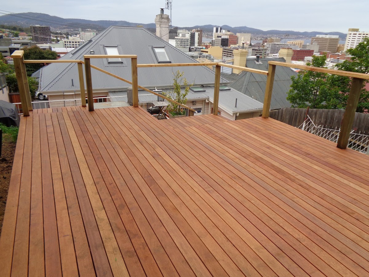 Jolian Heath Landscaping