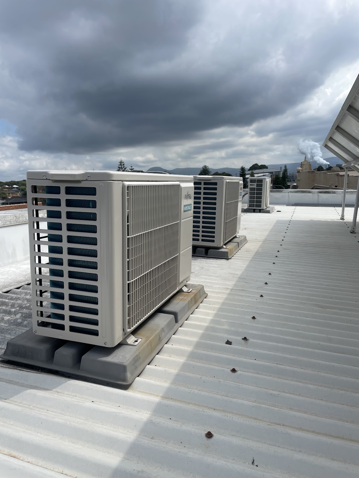 JR AIR SOLUTIONS