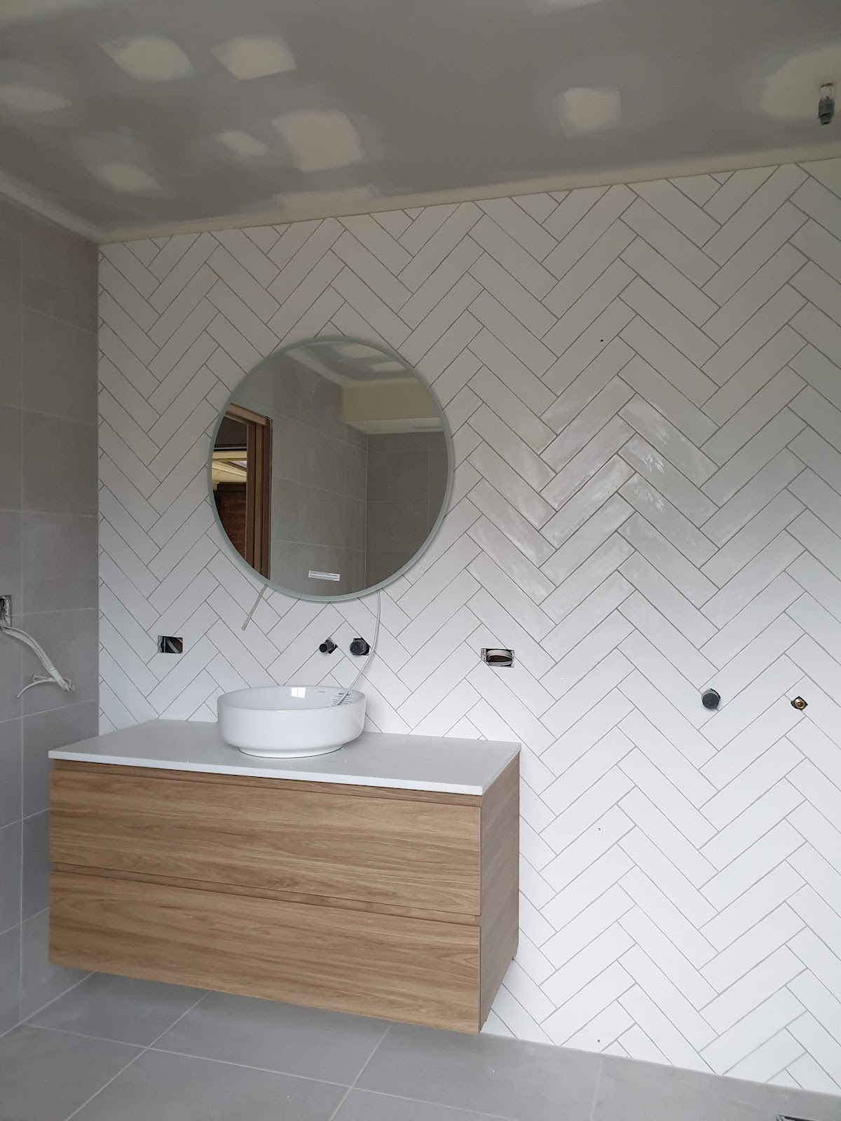 KING TILE