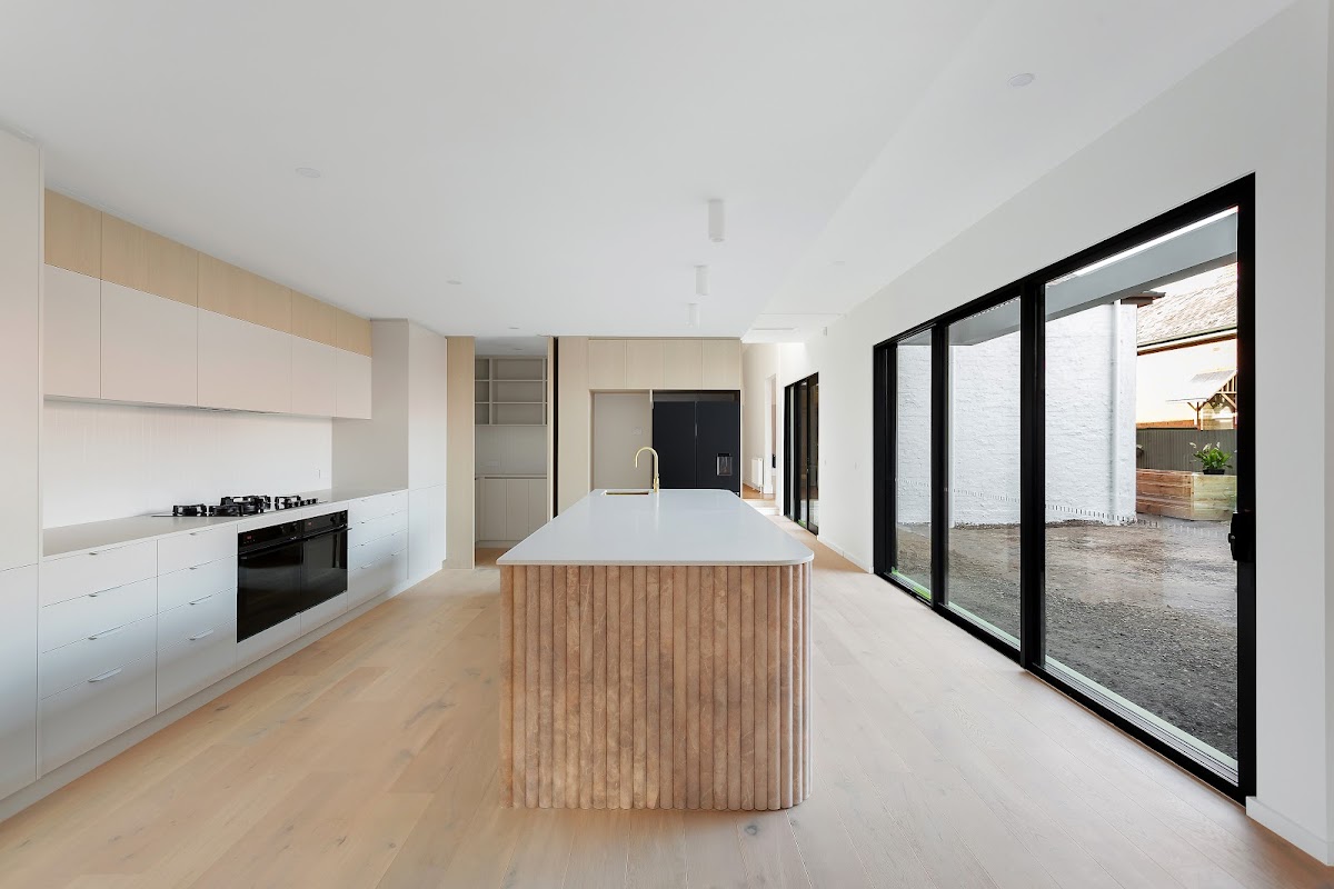 Kustom Living Building & Design