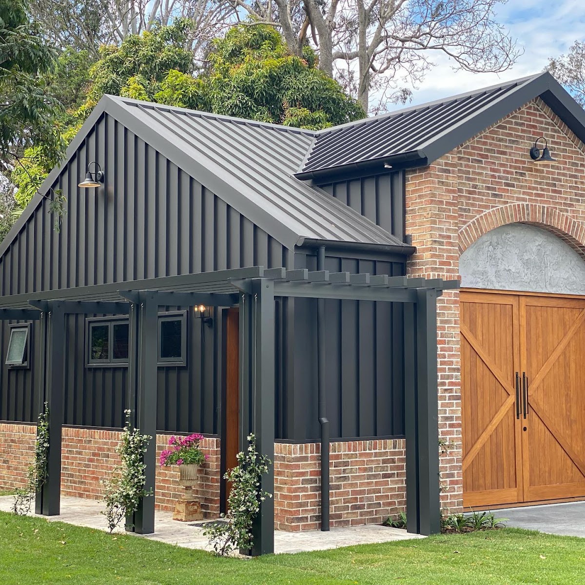 Lee Meehan Roofing