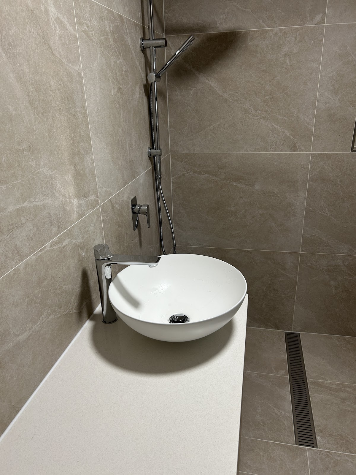 LMN PLUMBING 0431 558 440
