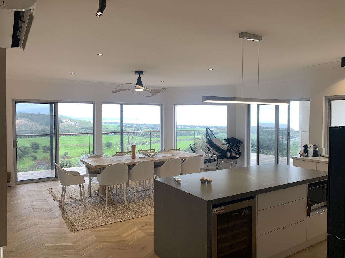 Louca Electrical