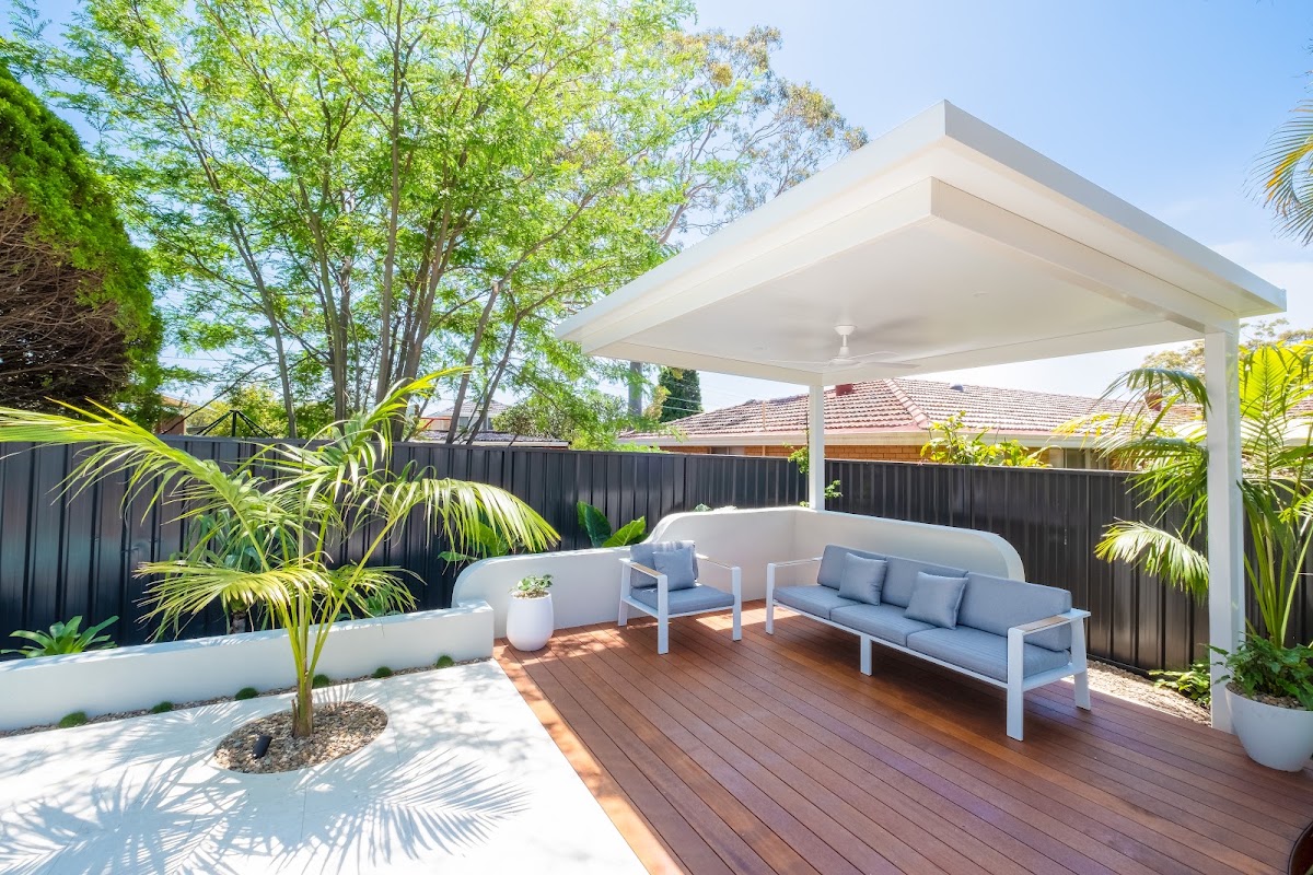 LUXE CANTILEVER