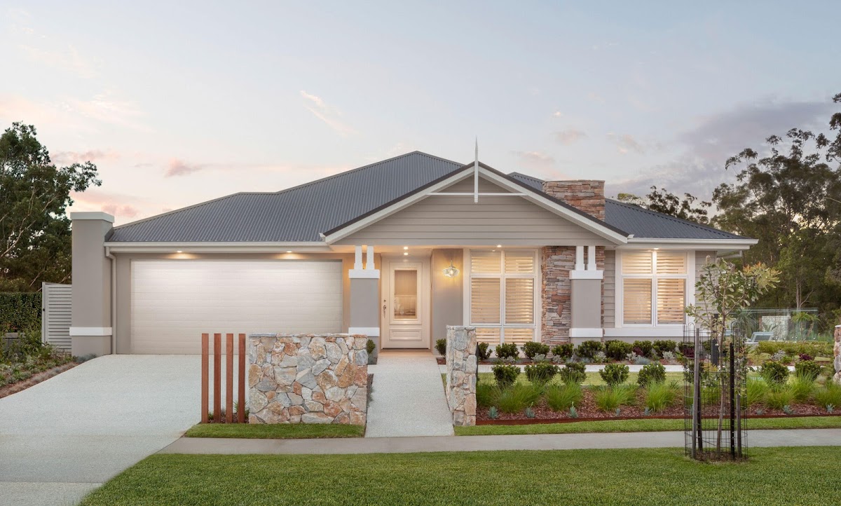 McDonald Jones Moonee Beach