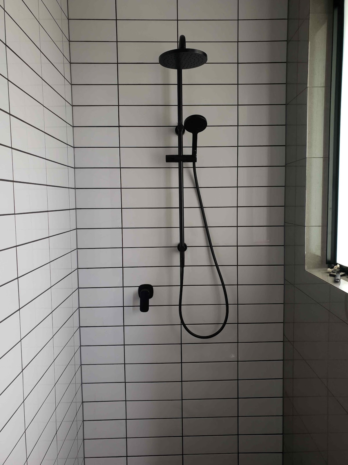 MH Plumbing & Drainage