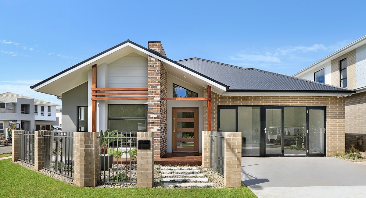 Mincove Homes - Calderwood Valley Display Homes