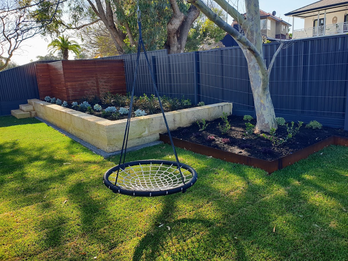 Mitch's Gardening & Softscapes