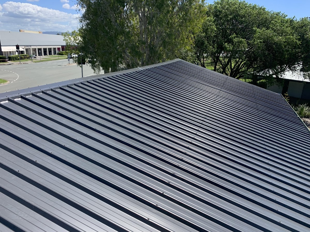 MRA Roofing & Construction