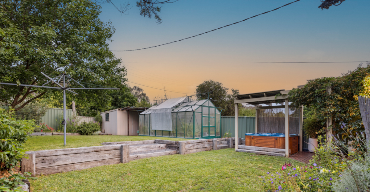 Nat-Scapes Landscape and Garden