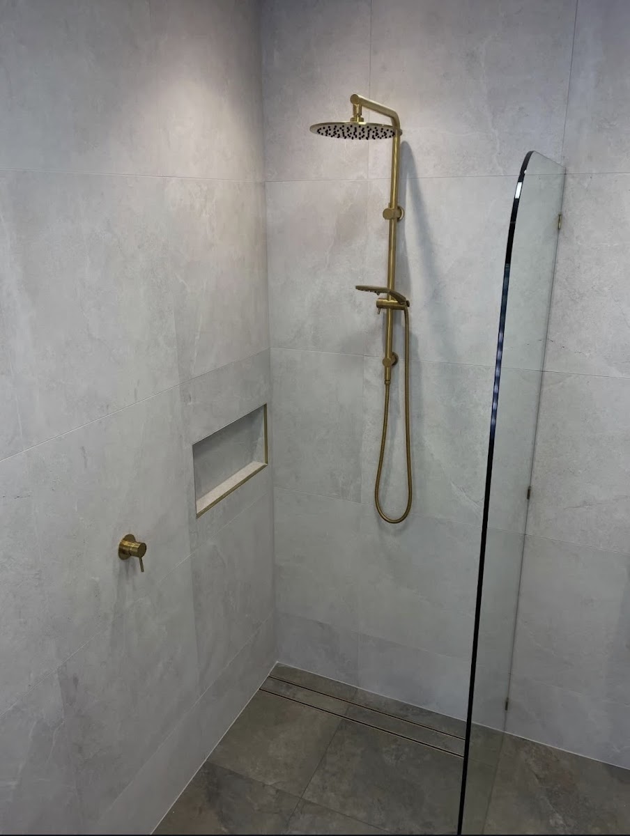Ocean Floor Tiling and Waterproofing