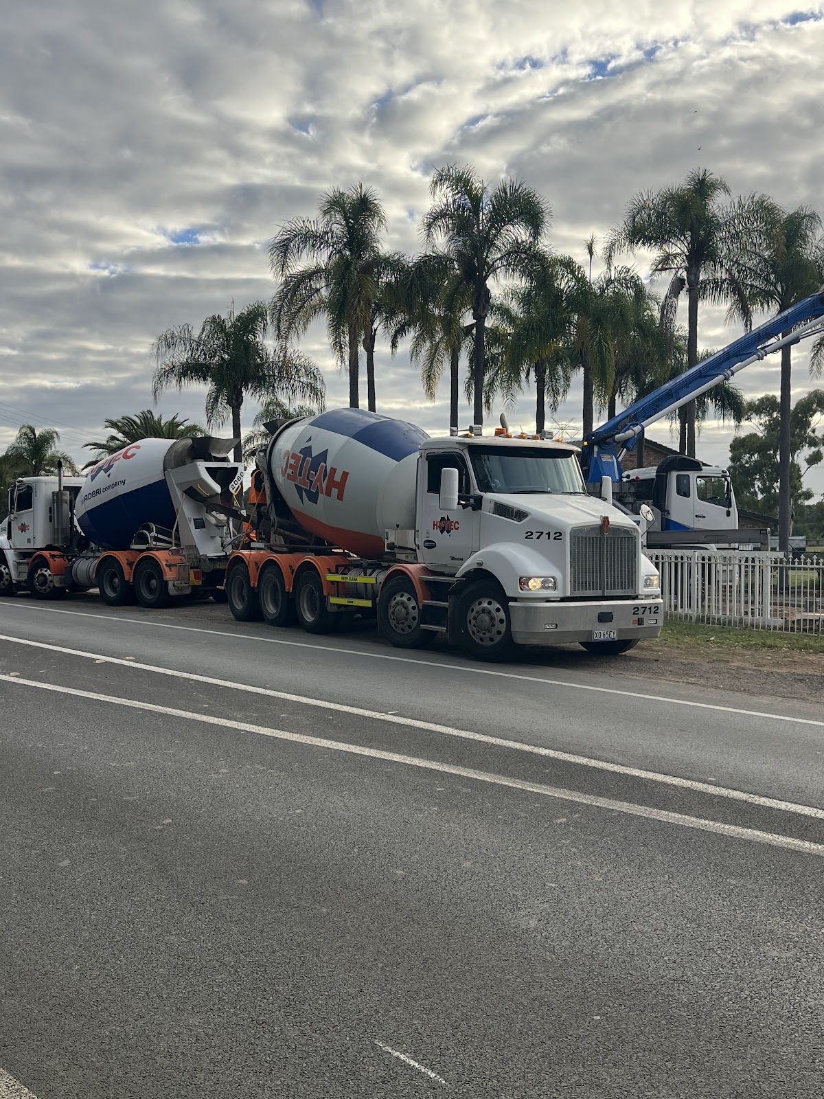 Ozland Concrete & Excavations