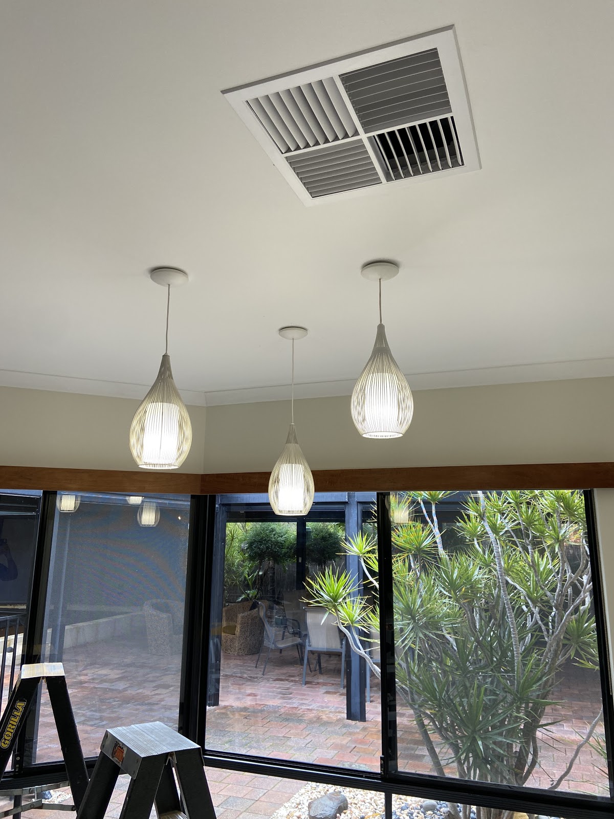 Pelle Electrical Services