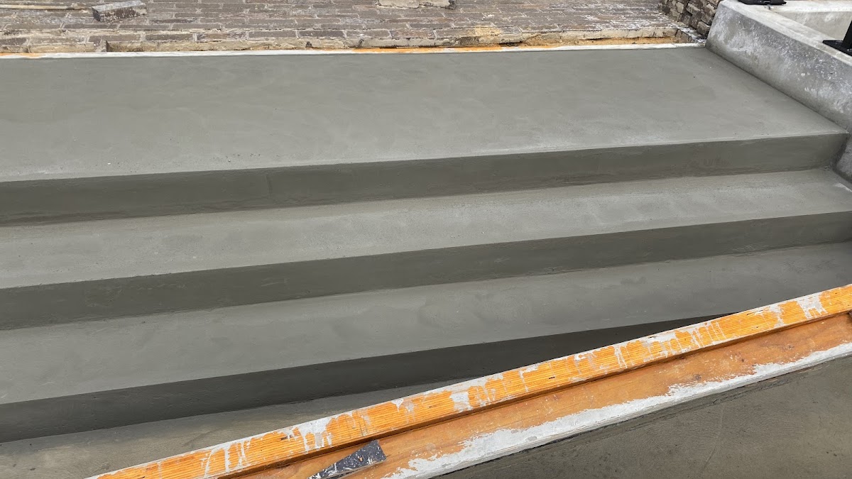 Phill’s Concrete And Contractors