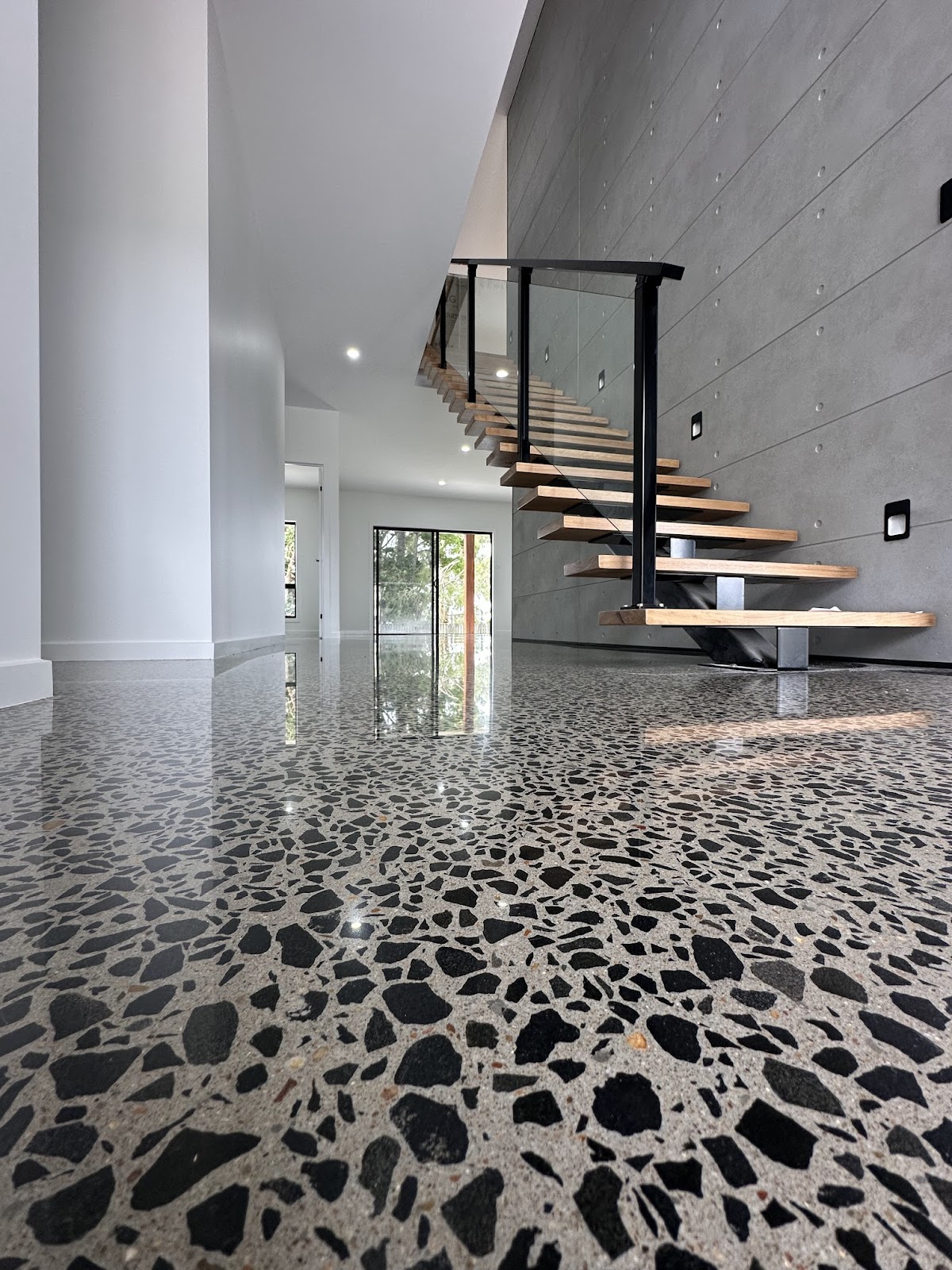 Showcase Concrete & Polishing