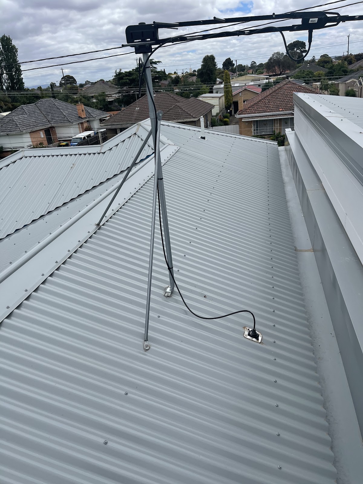 SJ PLUMBING & GAS FITTING