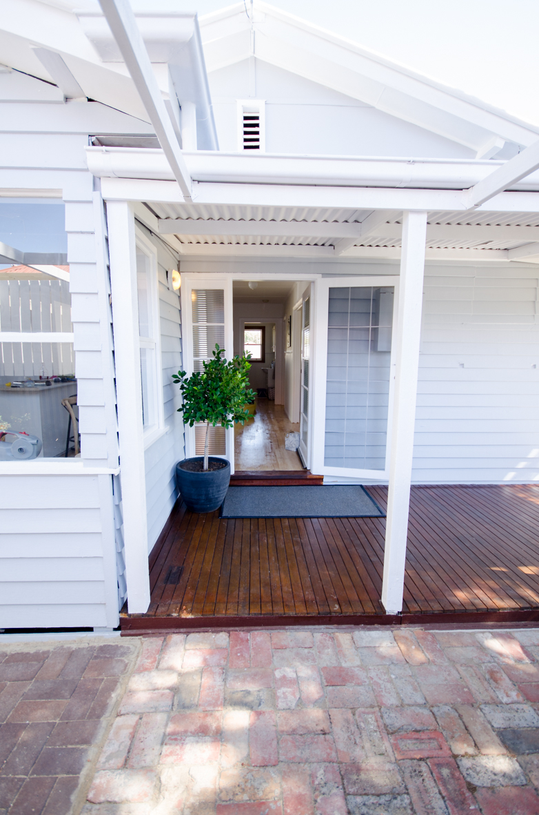 Smart Living Constructions