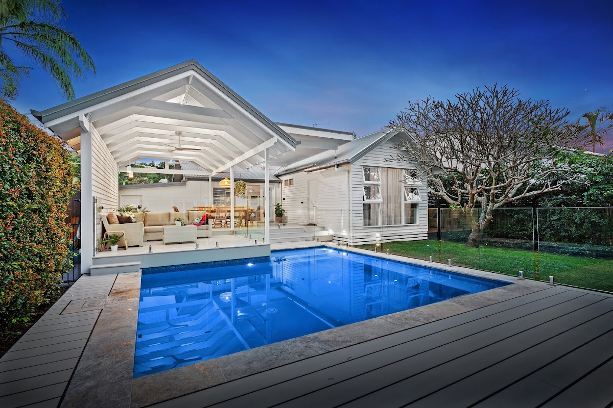 Smith & Sons Renovations & Extensions Gold Coast Central & South