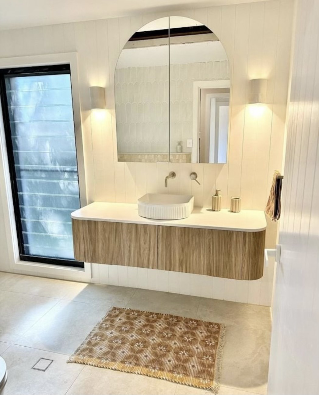 Smooth Service Tiling