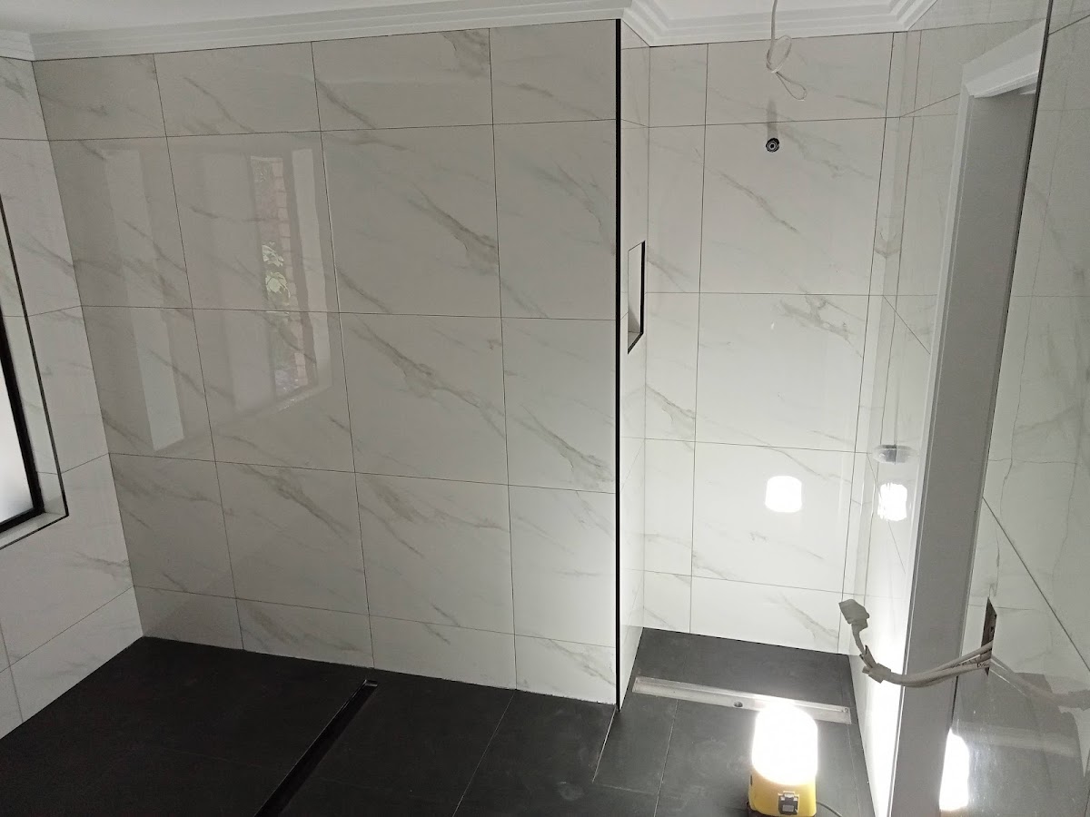 Straight Flush Tiling