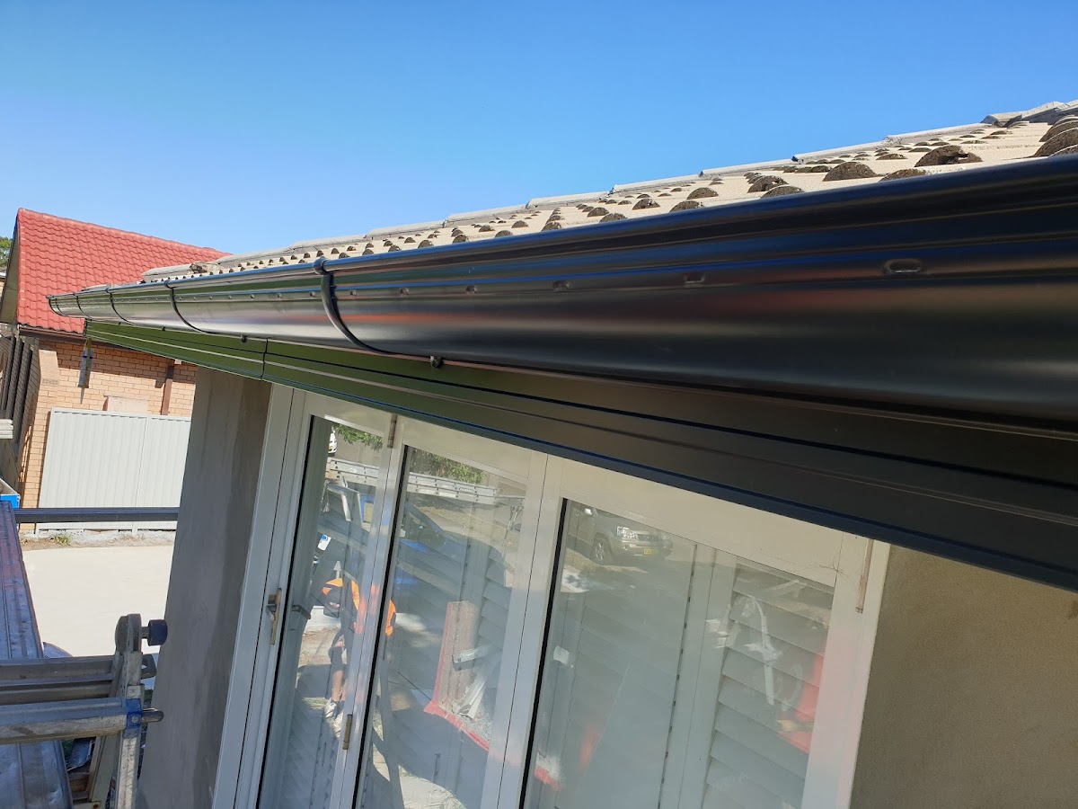 VALLEY FASCIA & GUTTER