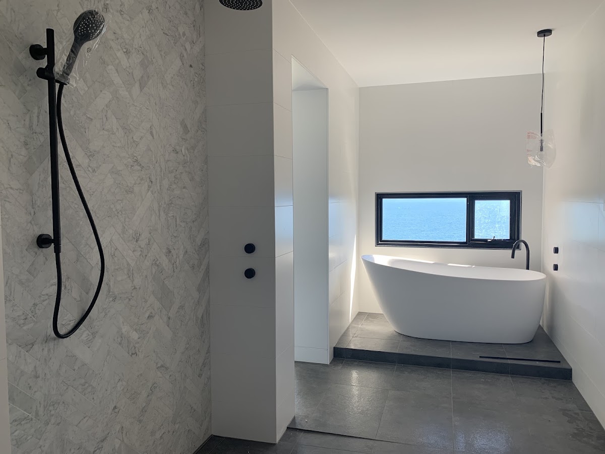 Wallz 'n' All Tiling