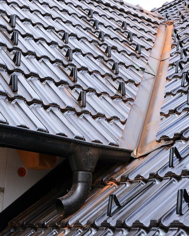 4 Seasons Roofing