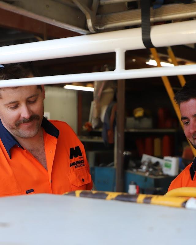 A Murray & Sons Pty Ltd