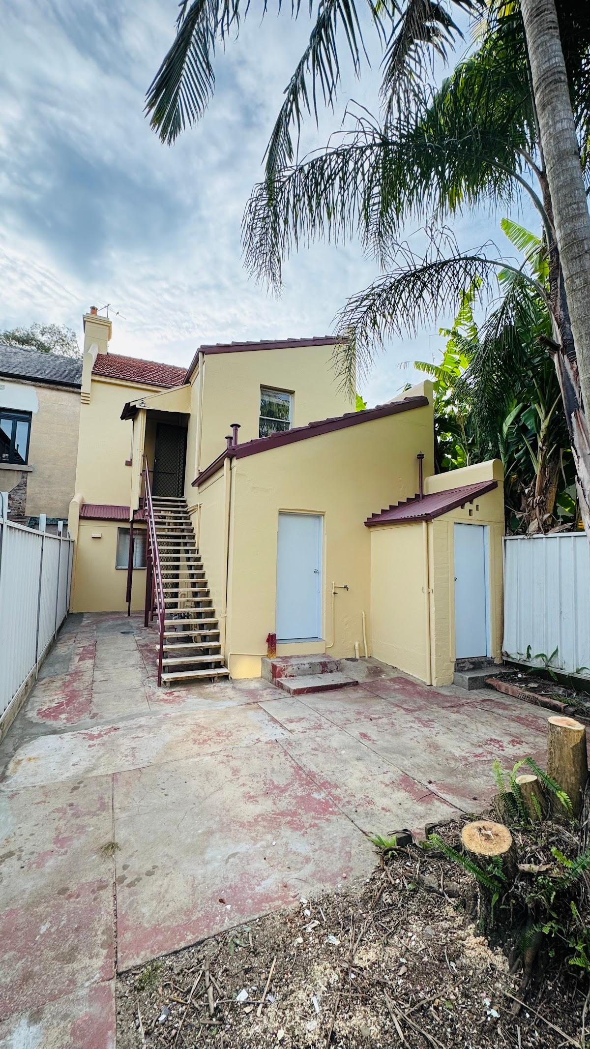 Advance Painting & Decorating