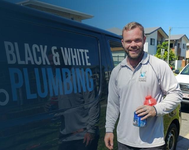 Black & White Plumbing - Robina Plumbing & Drainage
