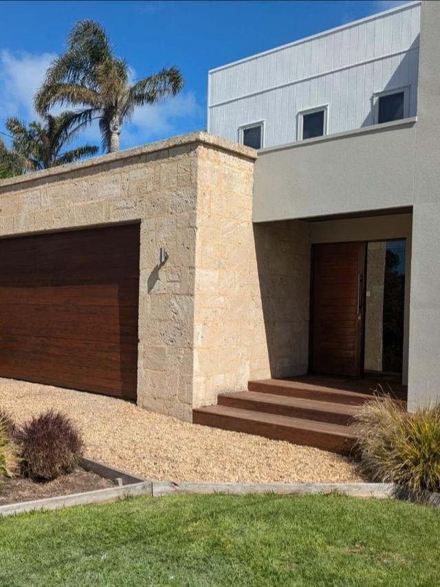 Crane HQ - Painting & Decorating Mornington Peninsula