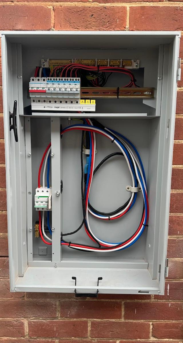 D ELEC Adelaide - Your Local Electrician