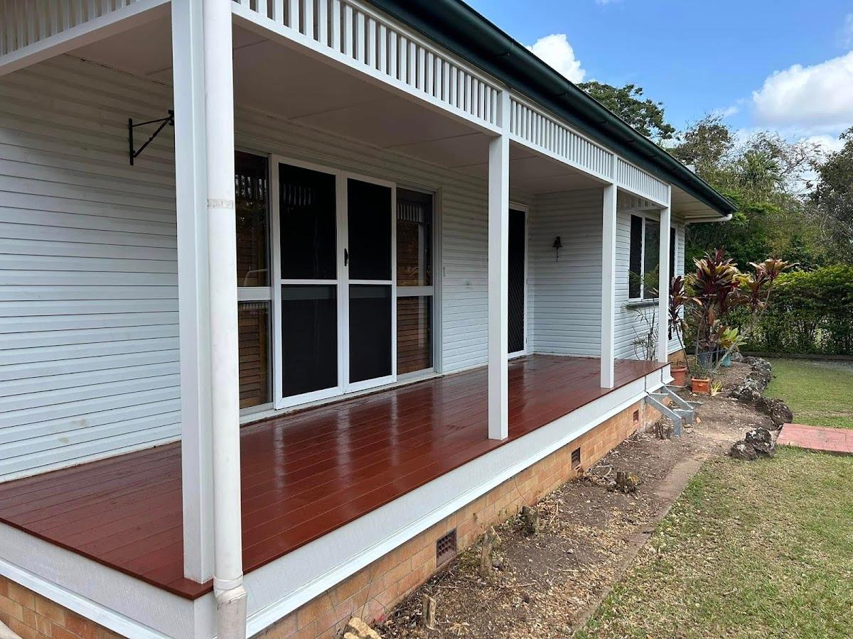 Darren Layt Builder