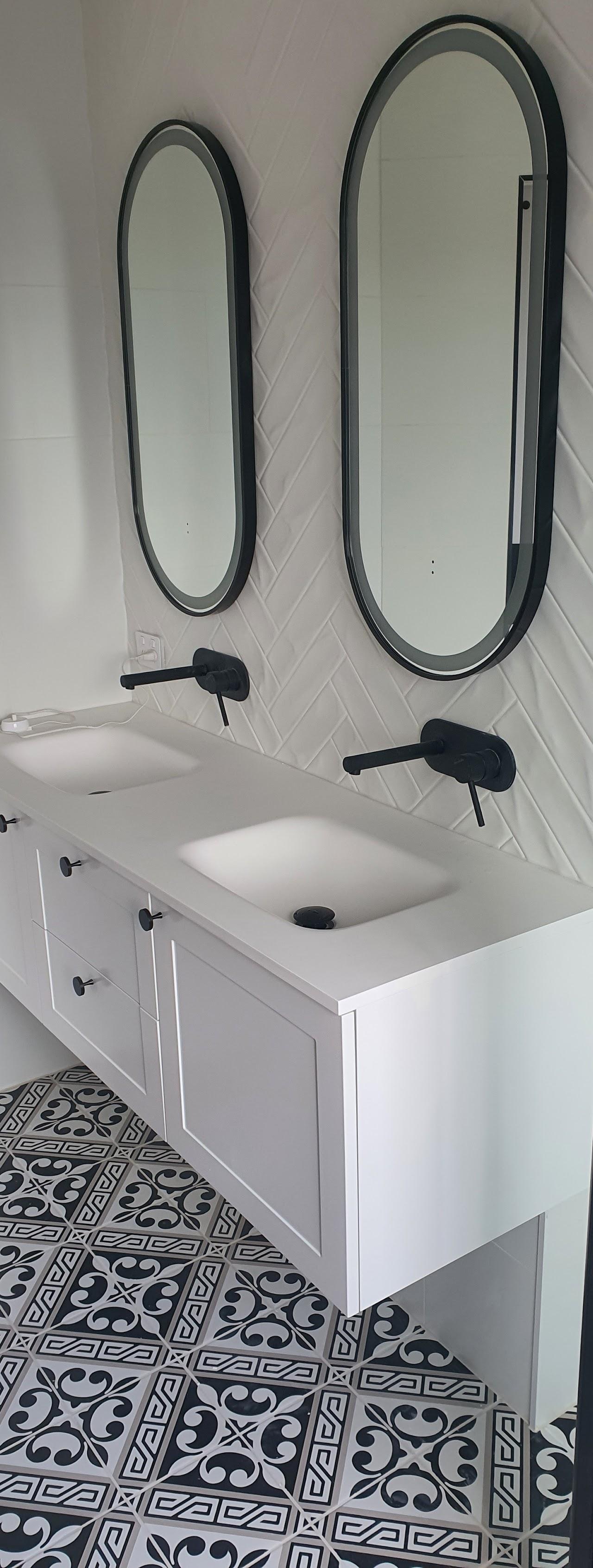 Distinctive Interiors & Fitouts