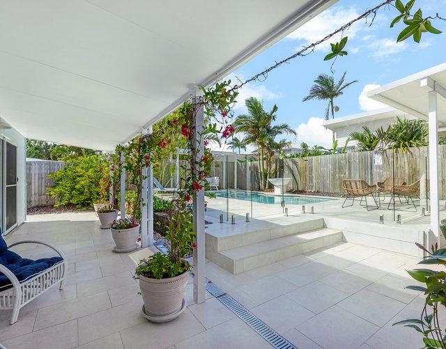 Earth Design Landscaping & Construction