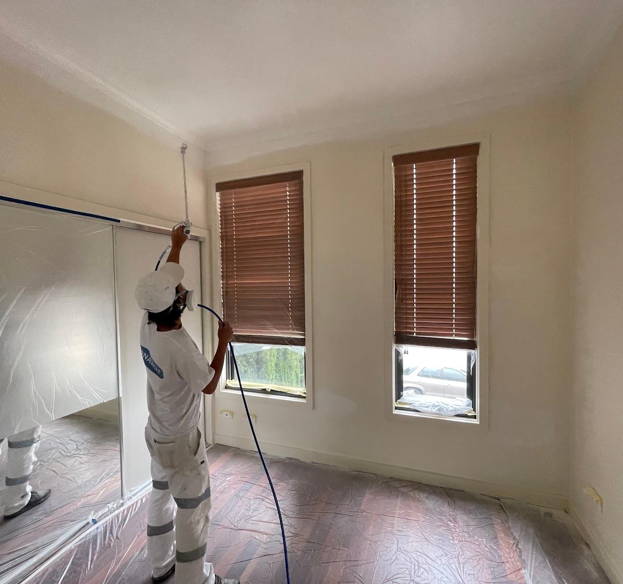 Fence Painter - Qualified House Painting VicPainter